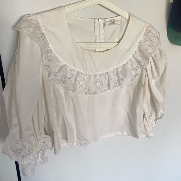 vintage 70s milkmaid/prairie top - Picture 2 of 3